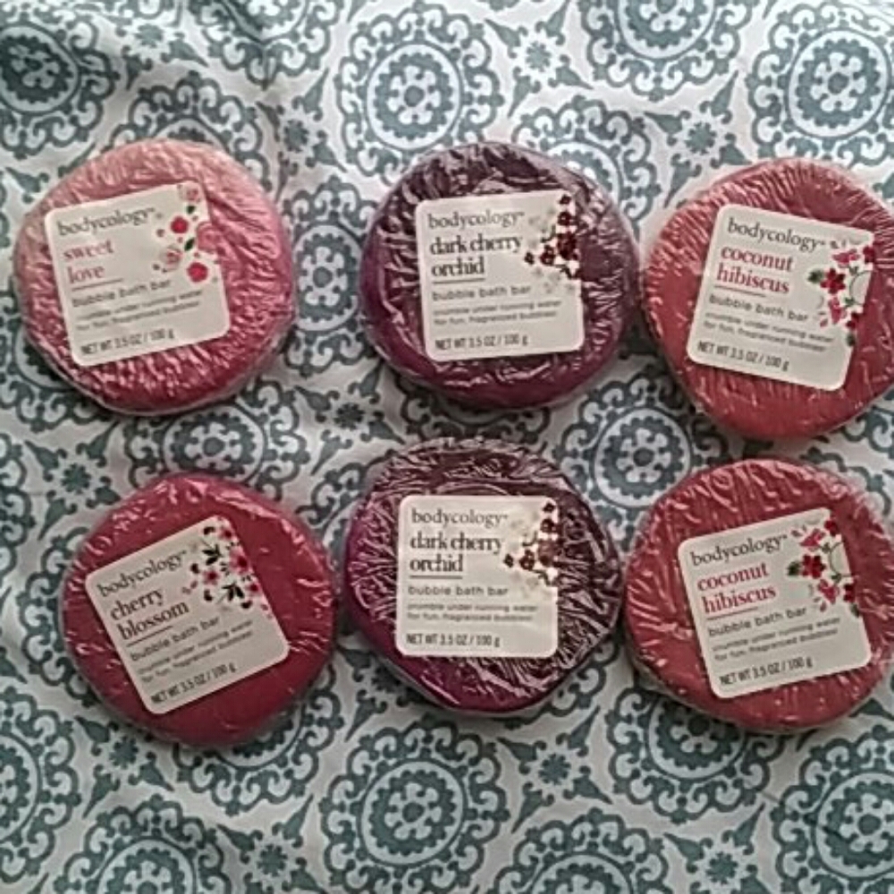 bodycology 3.5oz bubble bath bar lot